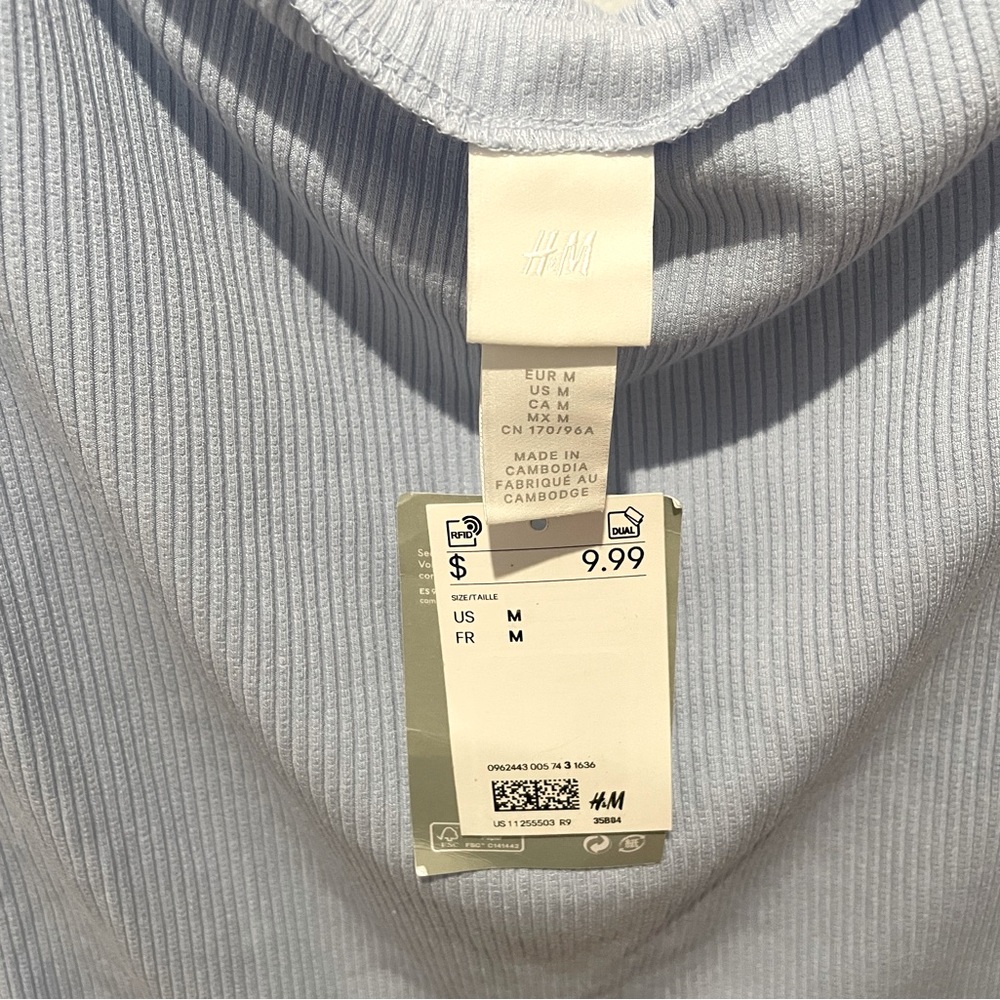 H&M Ribbed Off-Shoulder Top - Picture 2 of 2